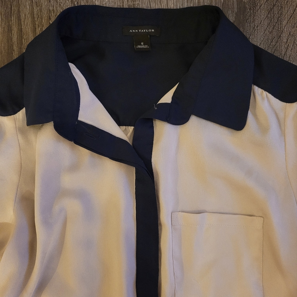 Ann Taylor Collared Blouse - Picture 2 of 7